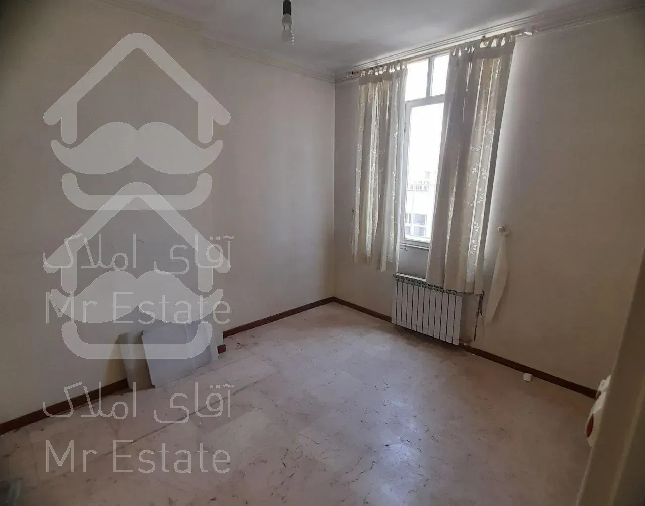 ۱۰۰ متر ۲خواب . فول امکانات . فلکه اول صادقیه