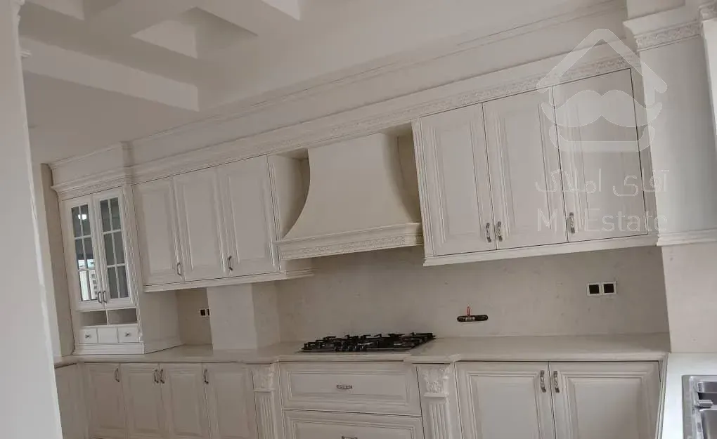 ۲۲۰ متر نیاوران مرجان / مدرن / نوساز / ویو تهران