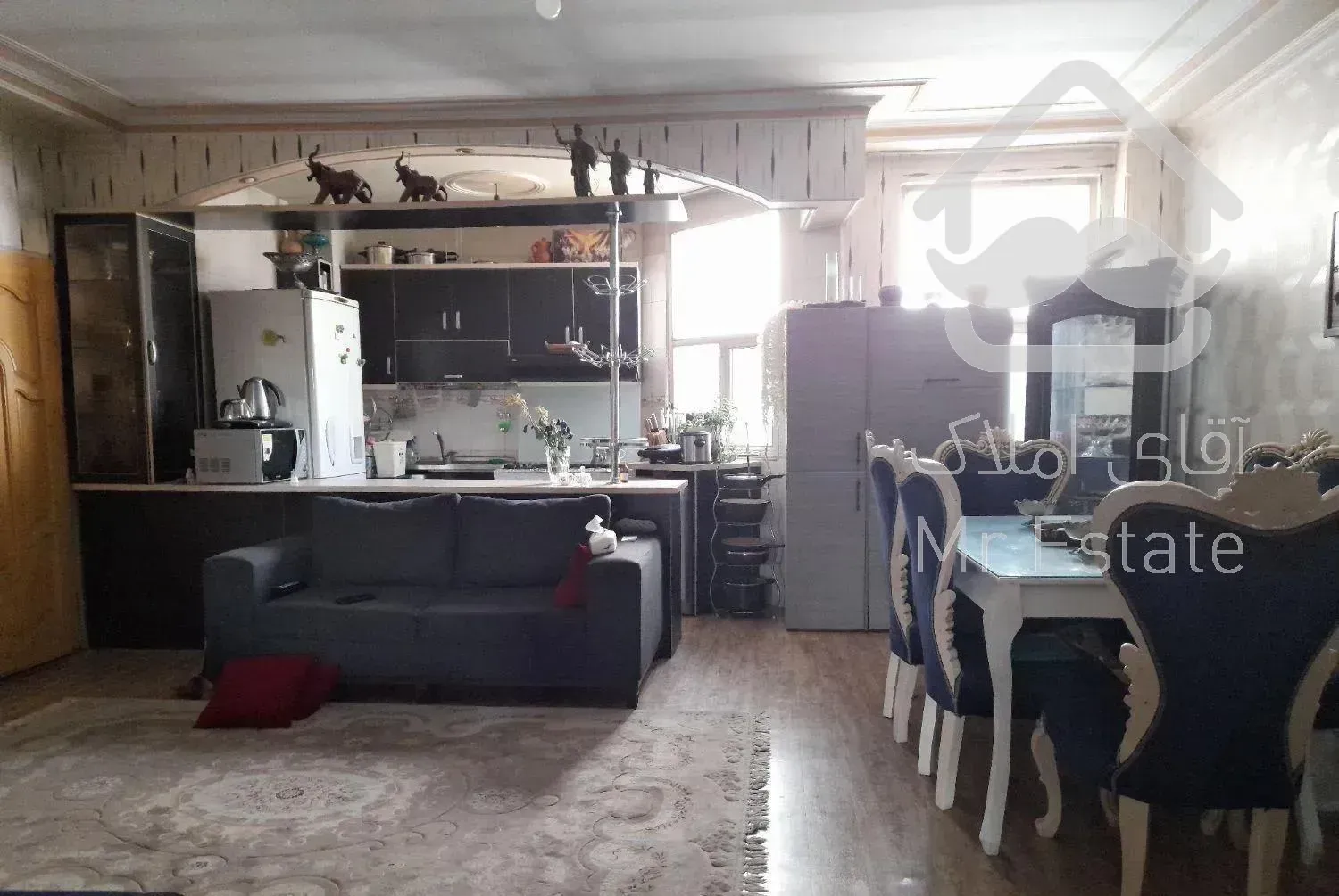 ۷۵مترشمال تهرانپارس۱۳ساله ط۵آفتابگیر۲کله فول بالکن