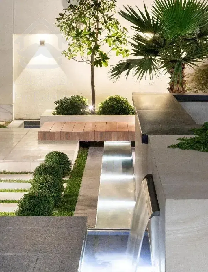 ۲۷۵ متر نوساز