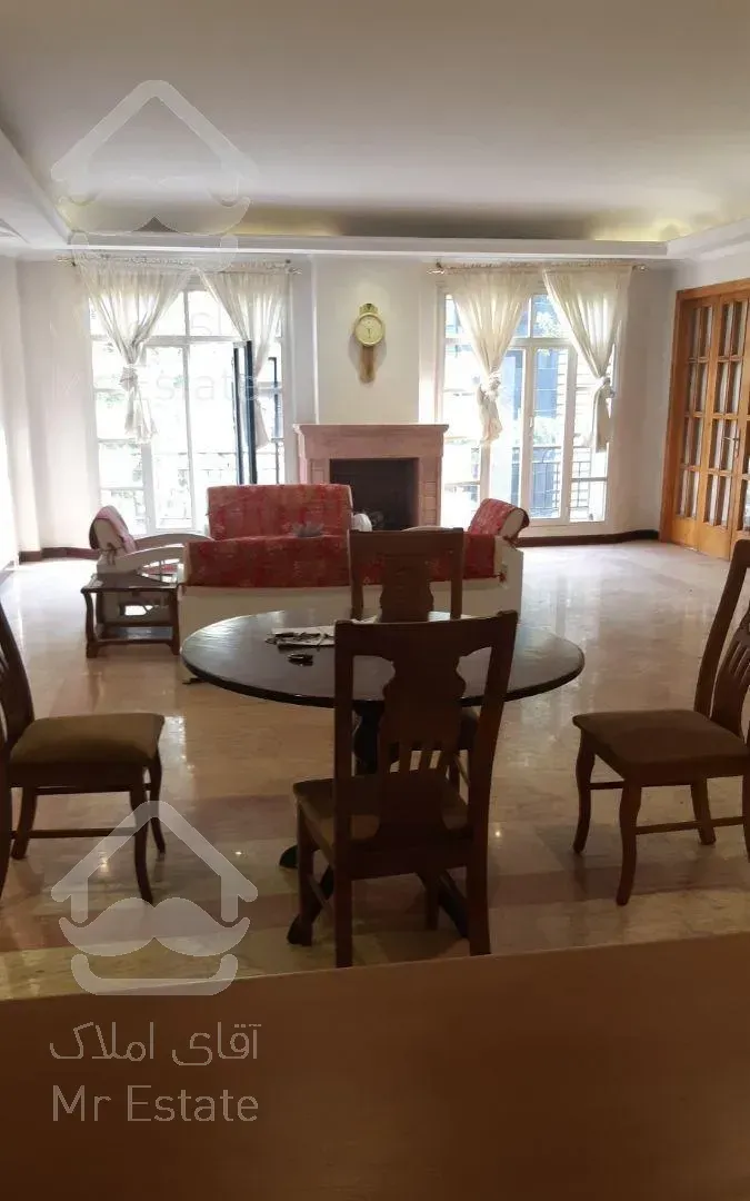 آپارتمان 5طبقه تک واحدی ۱۳۳متری