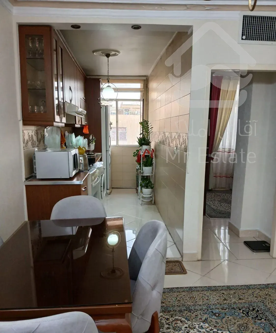 پارکینگ وانباری وبالکن داردکوچه ۲۰۶ بین۳۳و۳۵