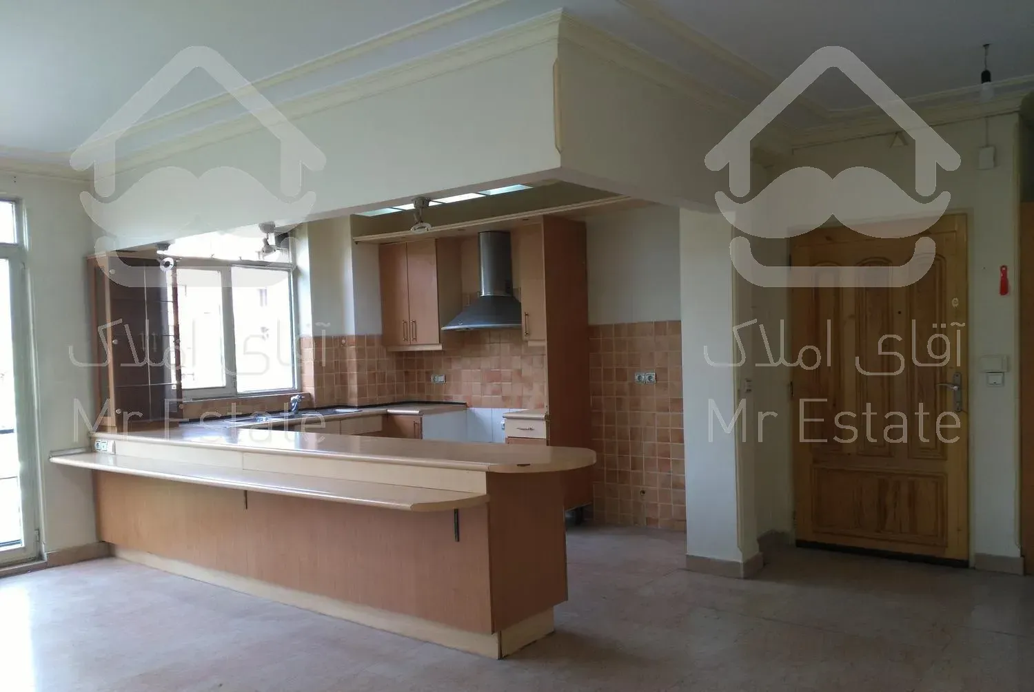 سعادت آباد / 104 متر / دو خوابه / تک واحدی