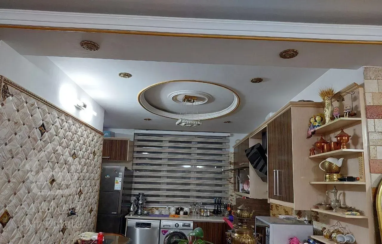 ۶۲متر/با آسانسور و بالکن/خوش نقشه/سال ساخت۹۲/