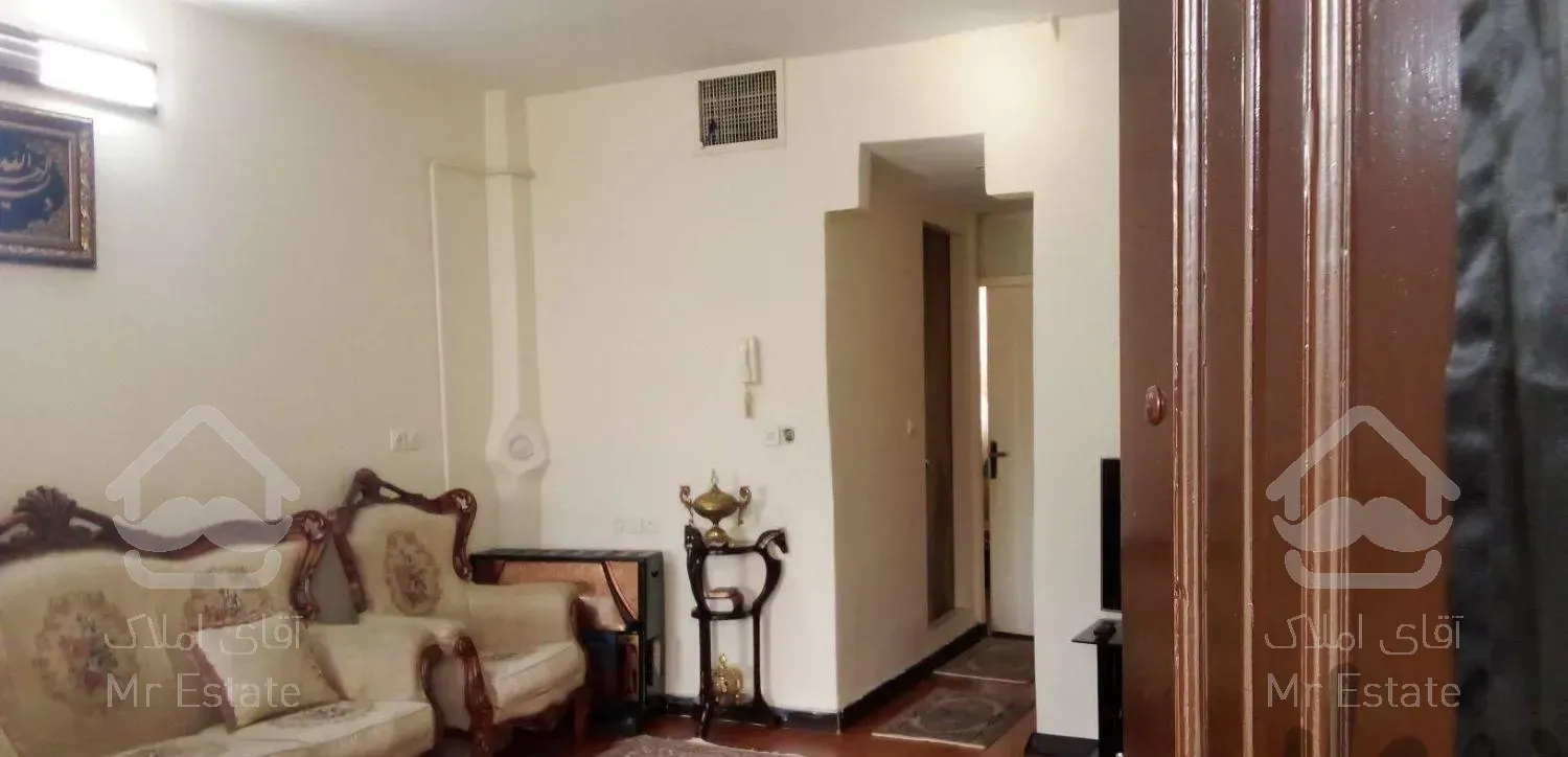 ۷۰ متری دو خوابه