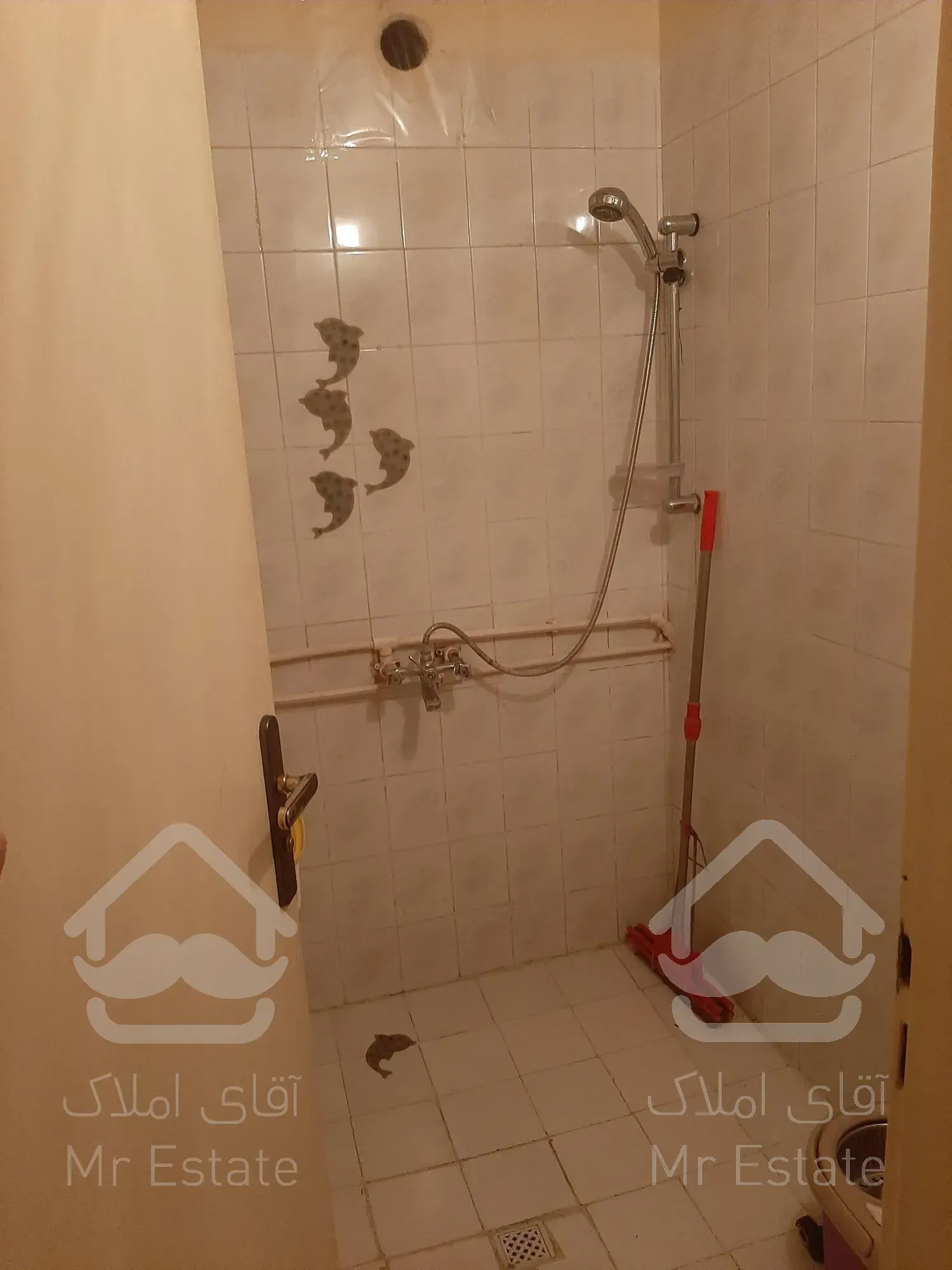 ۸۵ متر دوخواب تمیز با پارکینگ