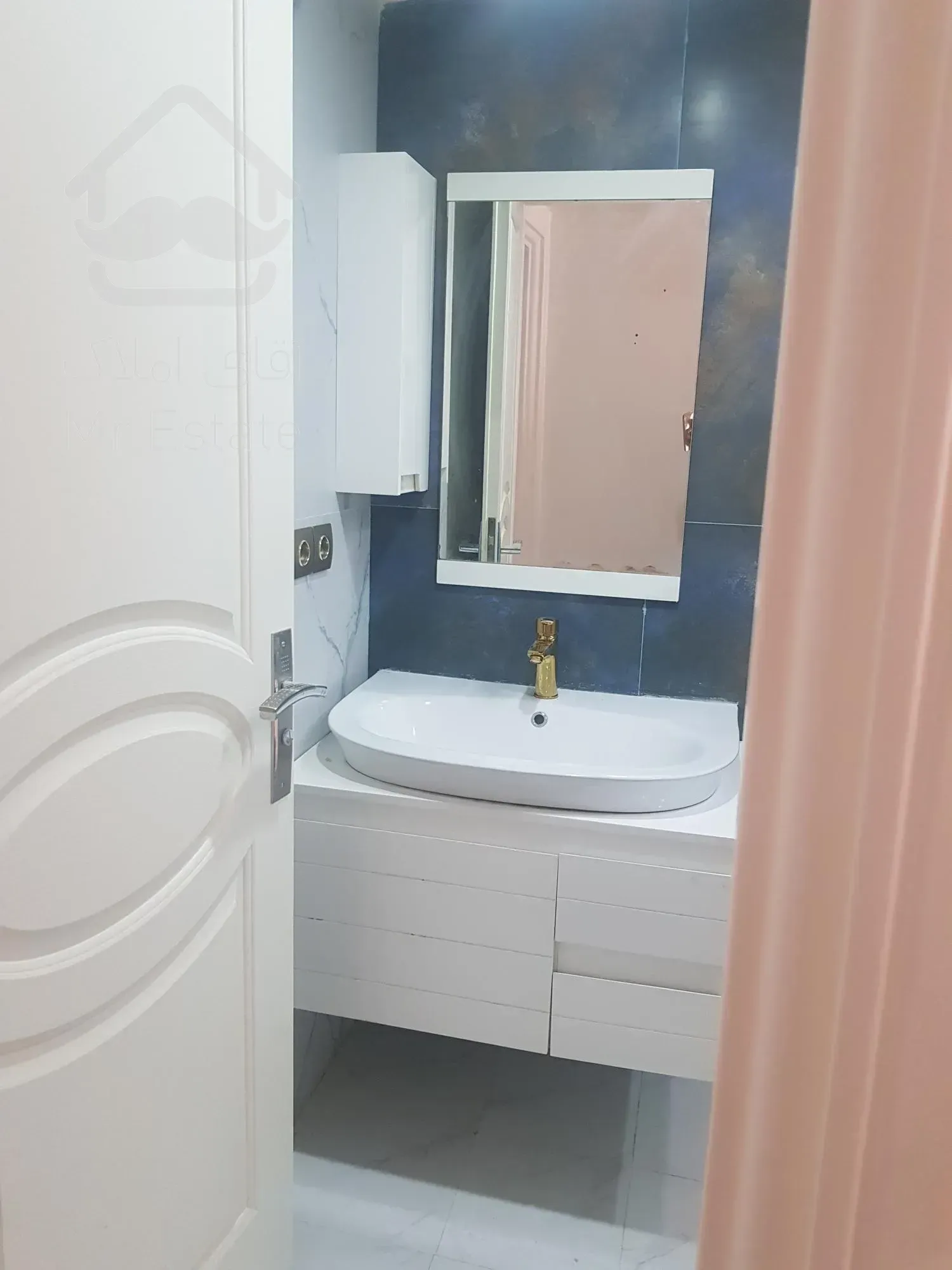 آپارتمان ۱۱۴ متری واقع در سعادت آباد