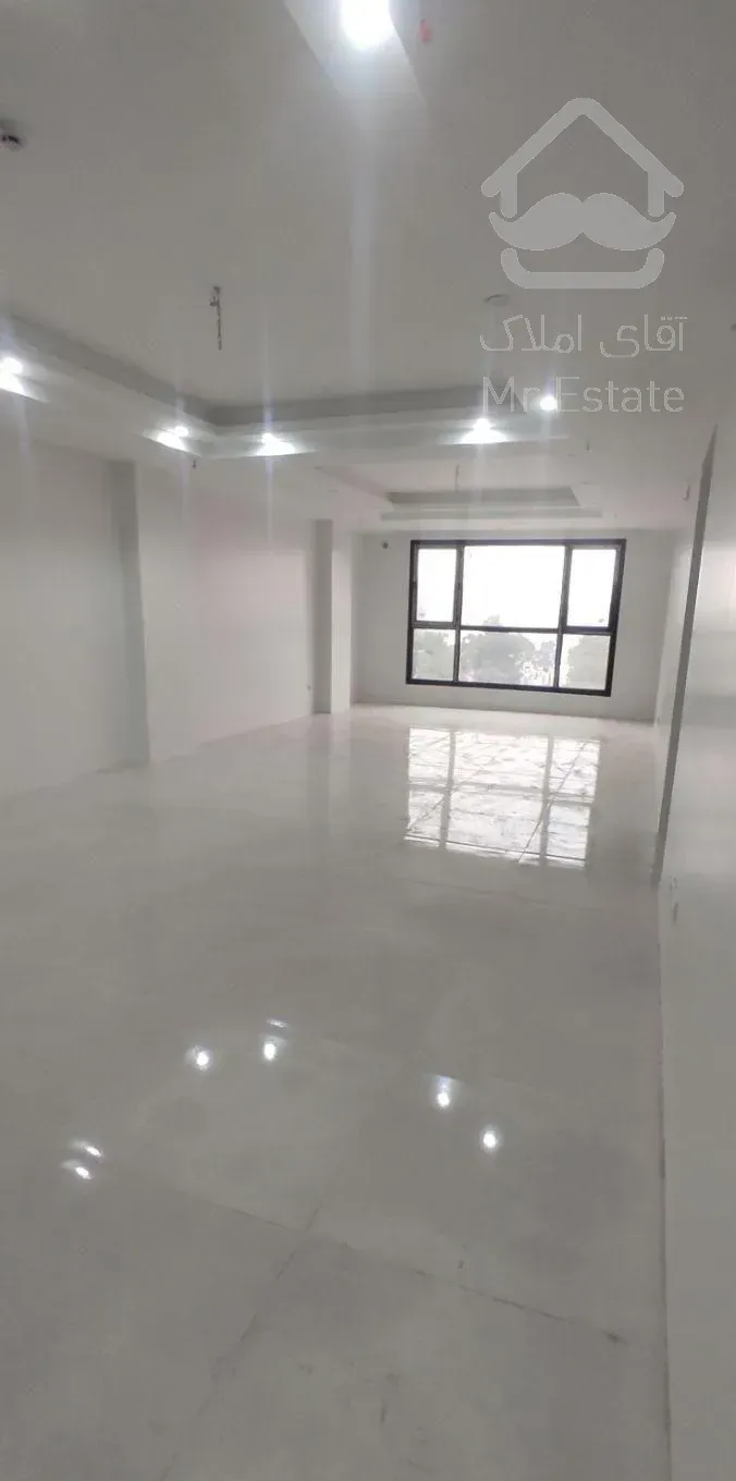 فروش آپارتمان ۱۴۰ متری ۳ خوابه در مهرآباد جنوبی