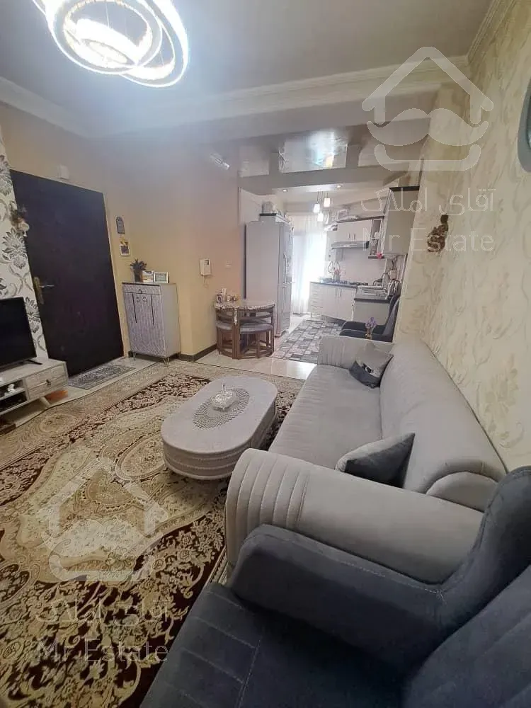 ۴۷متر/خوش نقشه/ط۲/بالکن/اسانسور/وحدت اسلامی