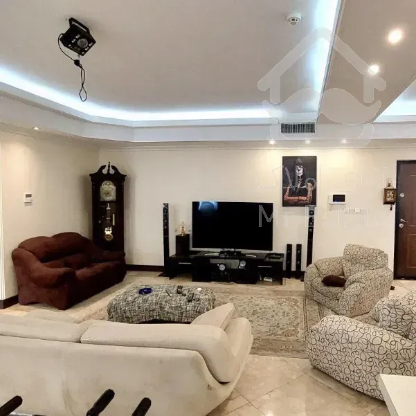 ۸۰متر۲خواب فول نور مستقیم