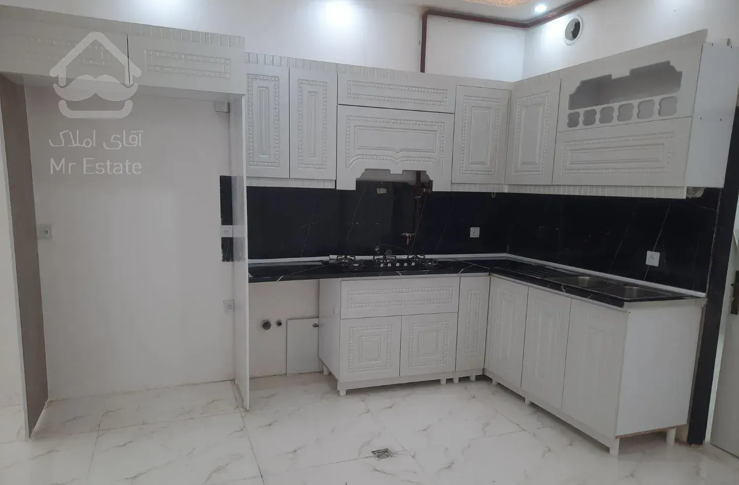 فروش آپارتمان ۱۱۰ متری ۲ خوابه همکف در صیاد شیرازی