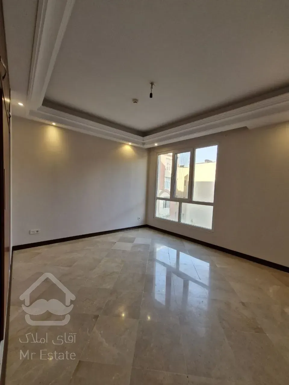 فروش آپارتمان ۲۱۳ متر تجریش فول مشاعات