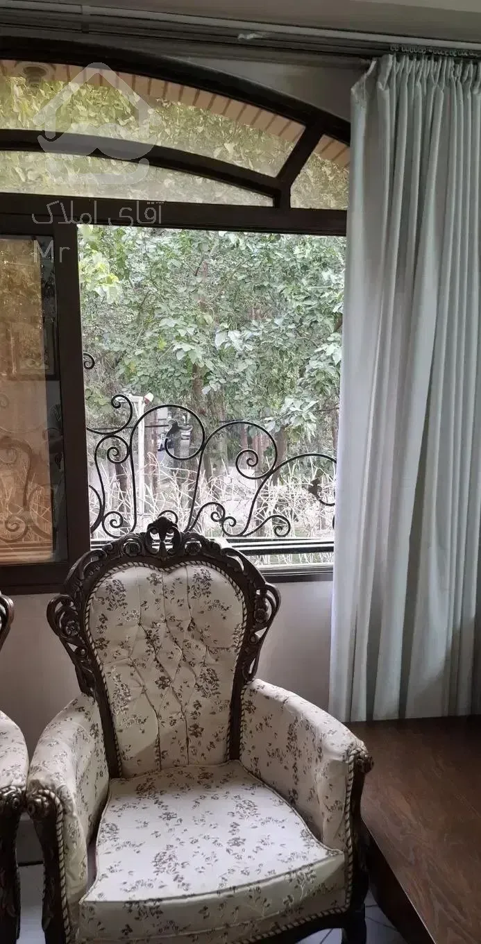 آپارتمان ۲ خوابه بر مادی و پلاک دوم هشت بهشت شرقی