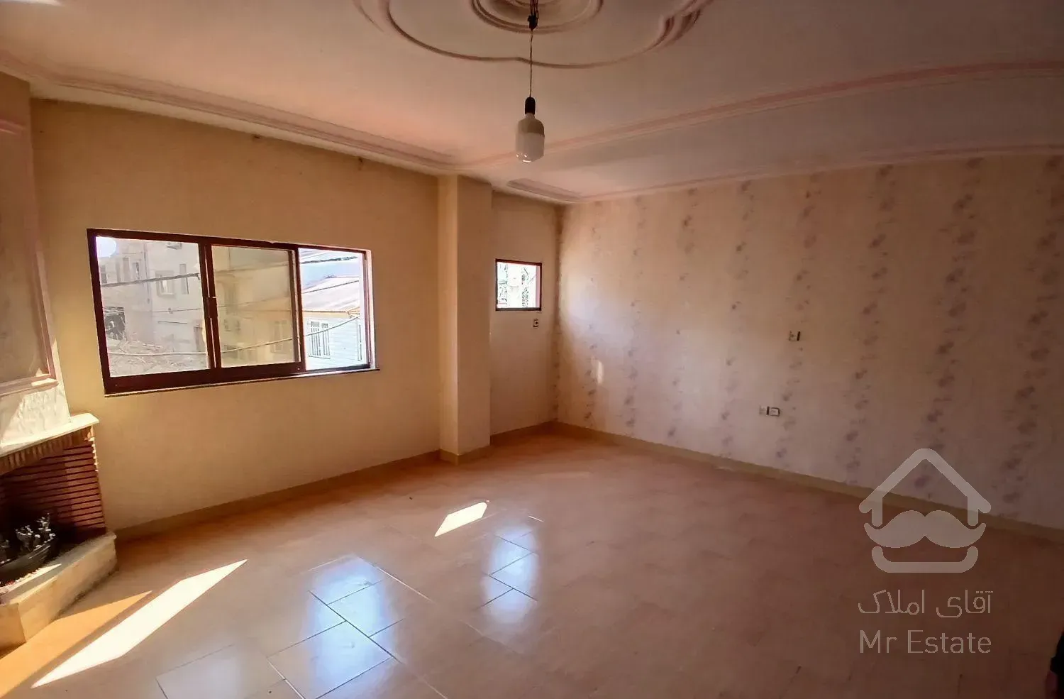 فروش واحد آپارتمان طبقه اول