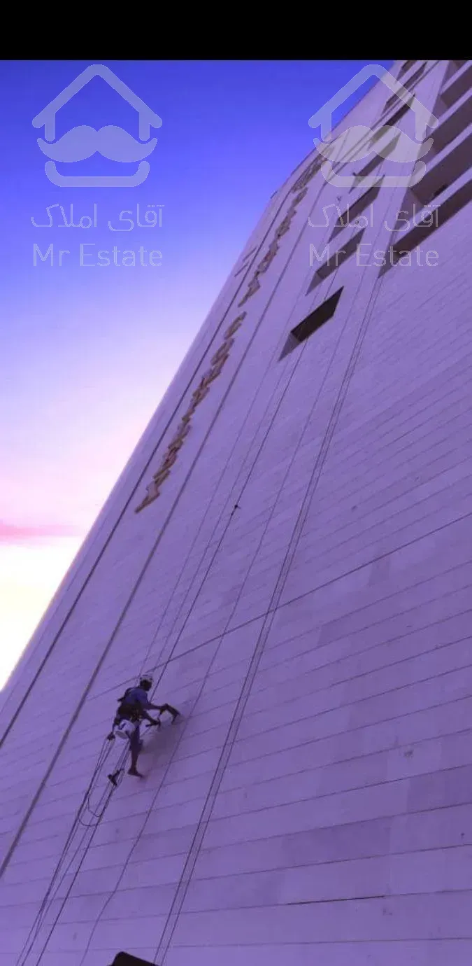 کار در ارتفاع با طناب بدون داربست