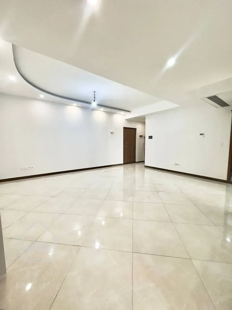 ۲خواب فول نور مستقیم تاپ لوکیشن  سالن پرده خور