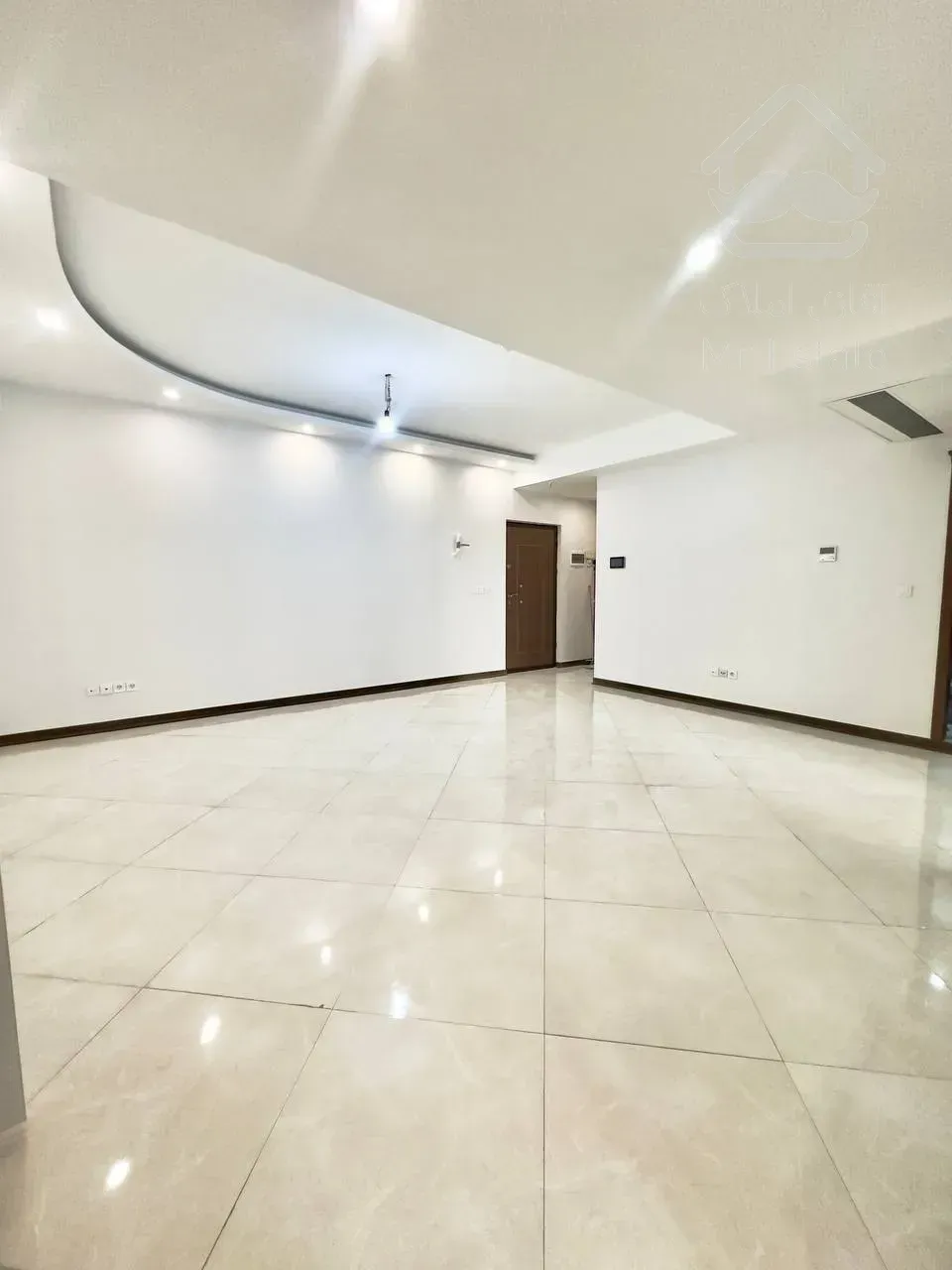 ۸۰متر۲خواب نور مستقیم تاپ لوکیشن