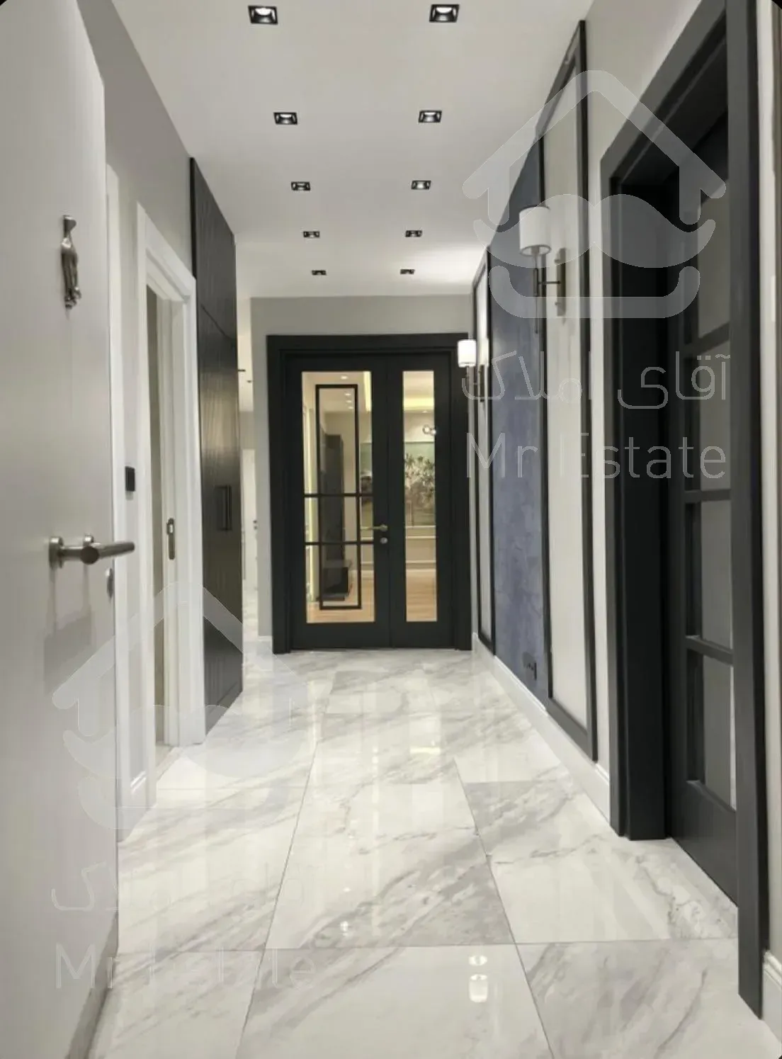 آپارتمان  مدرن ۲۲۰ متری در اندرزگو برای فروش