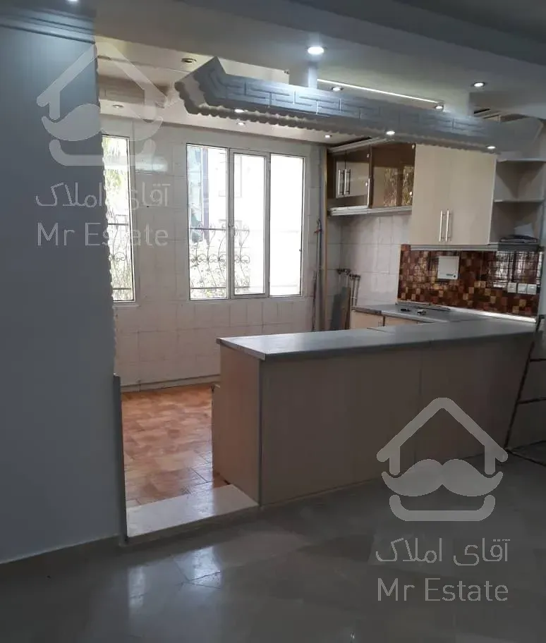 اپارتمان ۸۳ متری پروانه شمالی