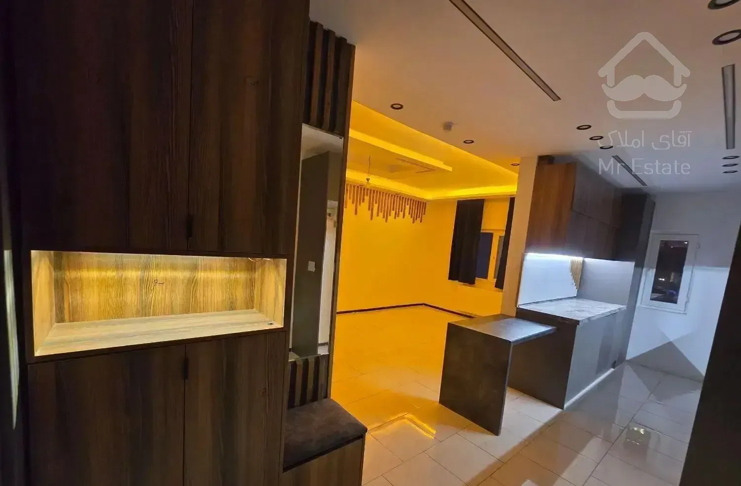 آپارتمان فاز 11 پردیس  نگین شرق تهران سند دار