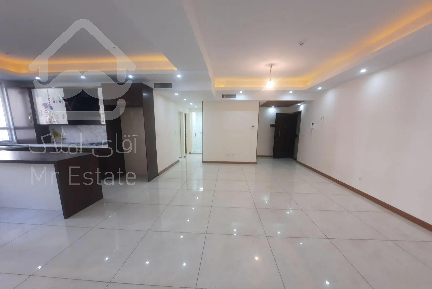 ۹۵متر/بازسازی شده/فروشنده/خوش نقشه