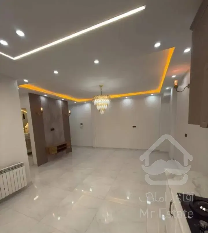 63متر/2خواب / با پارکینگ / بسیار شیک / تخلیه