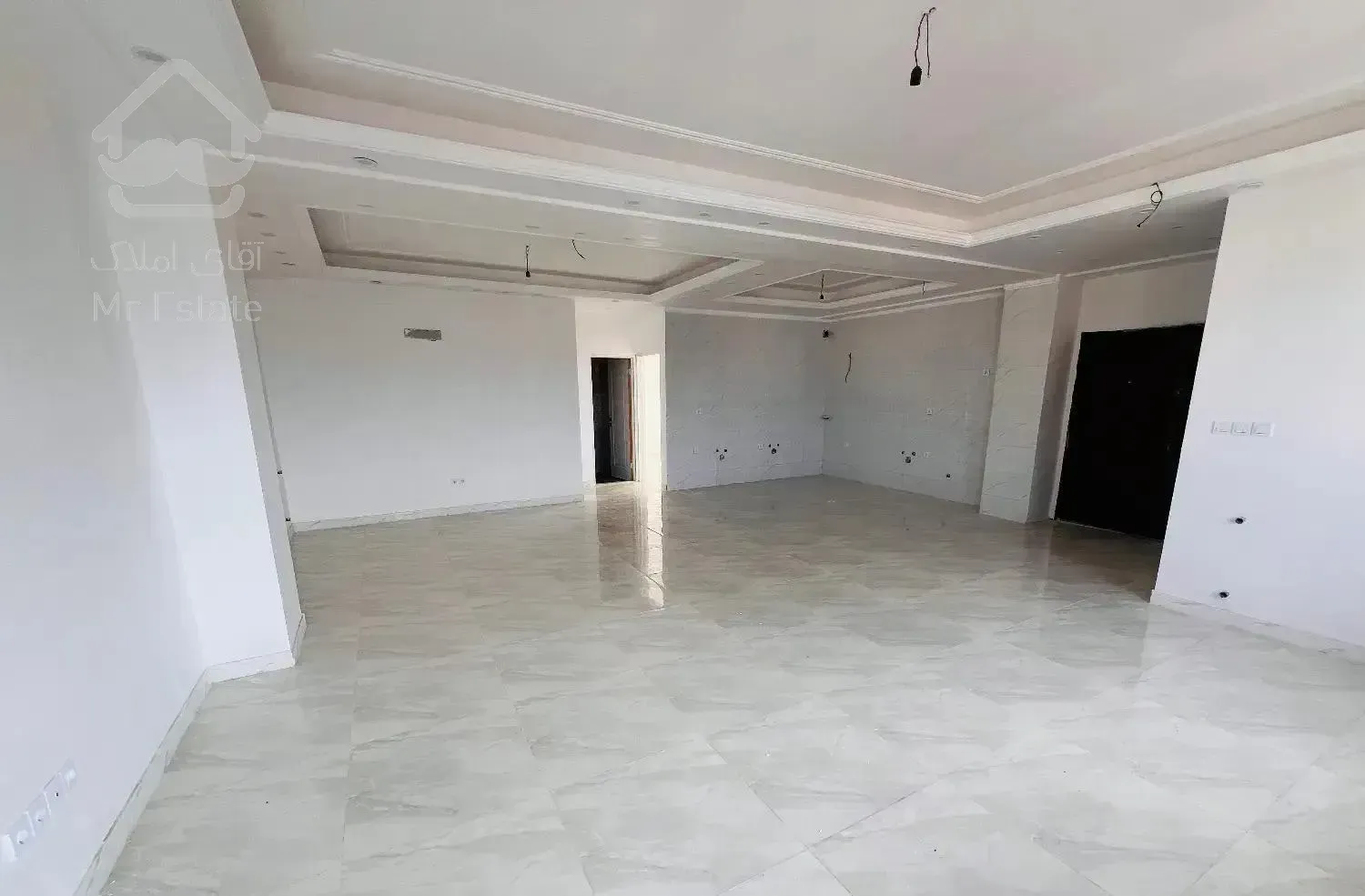 ۱۰۸متری نوساز شیک/دو خواب فروشی/جمهوری