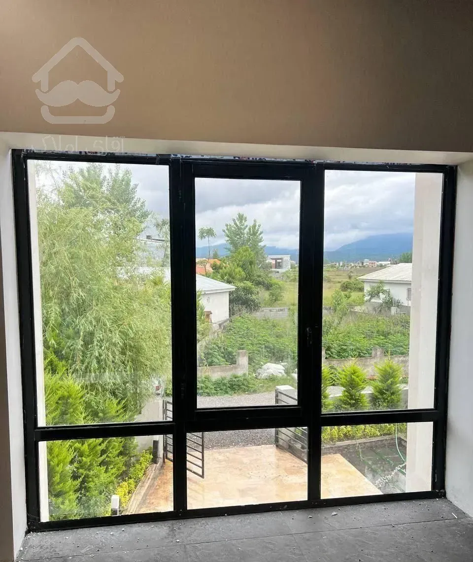 ویلا نیم پیلوت مدرن 212 متری شهرکی سند تک‌برگ