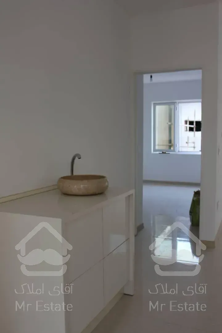 ویلا سرخرود