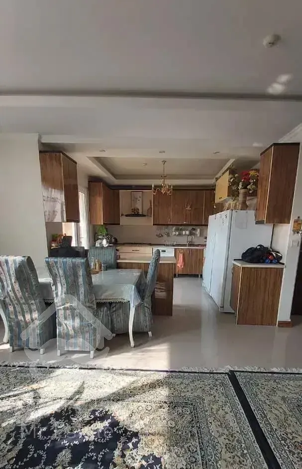 ۱۳۷متر۳خواب فول امکانات سالن پرده خور کاشانی پور