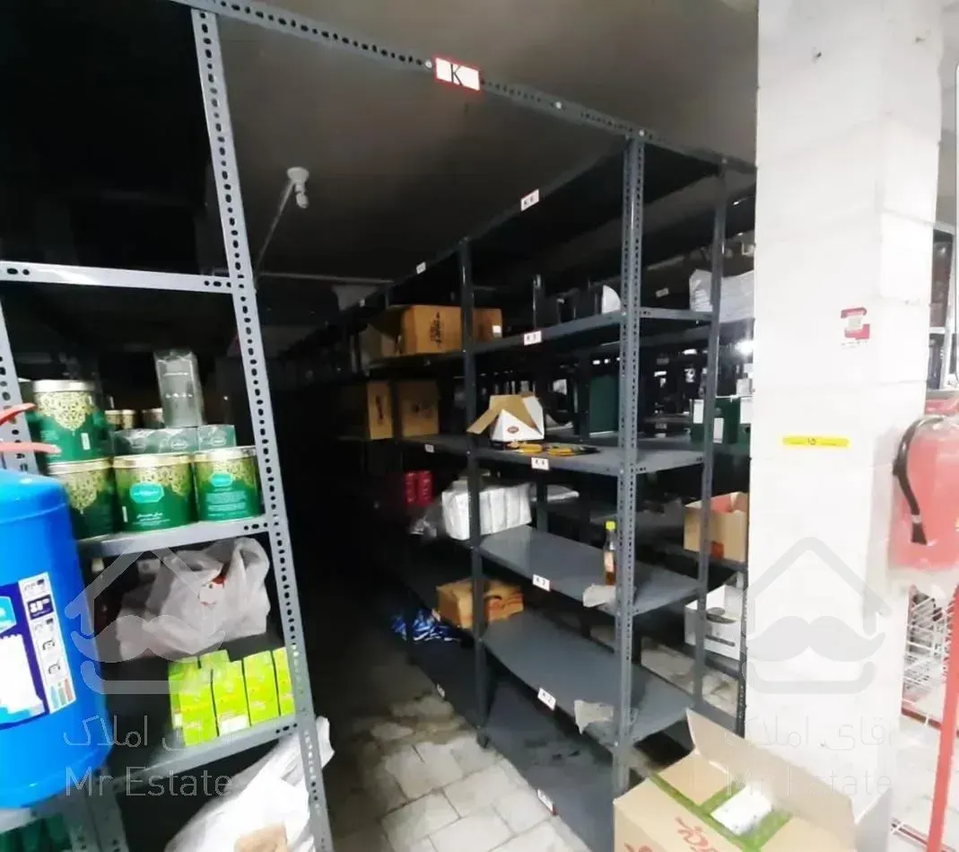 ۳۰۰ متر انباری شخصی ساز تاپ لوکیشن شهرک گلستان