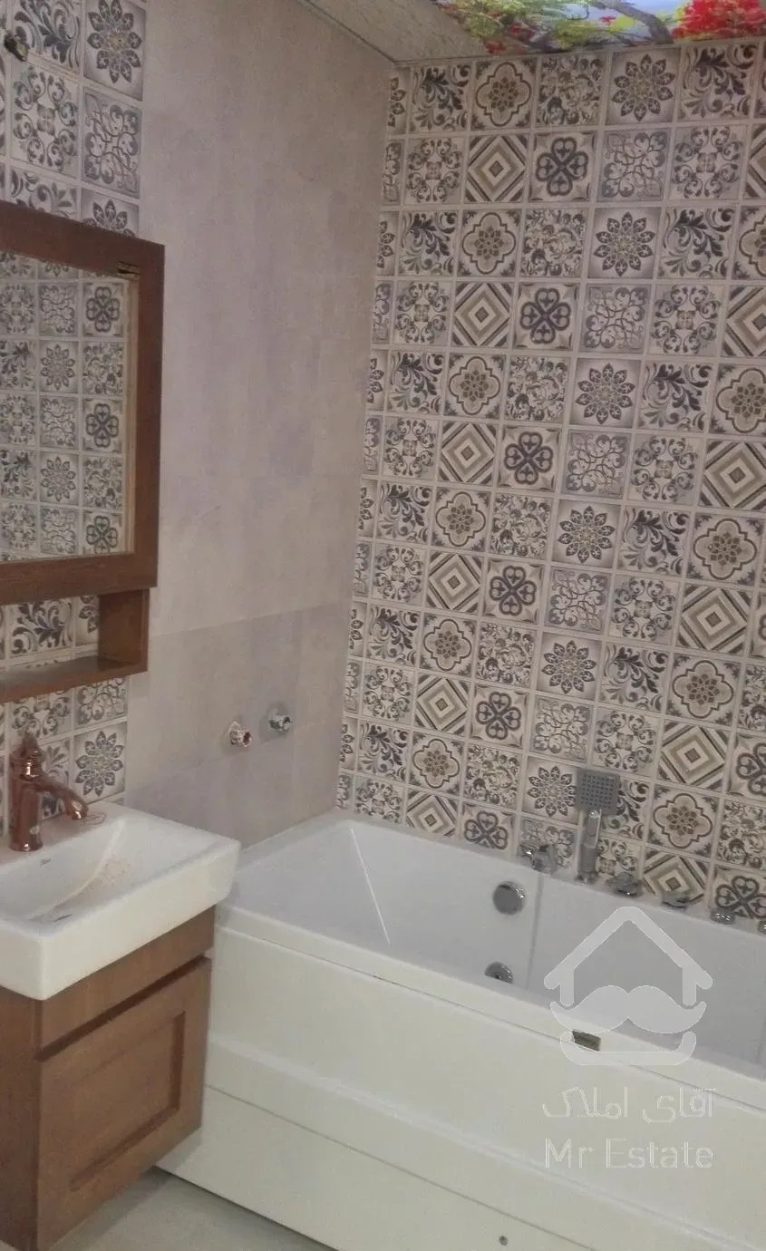 نوساز/تکواحدی/235متری