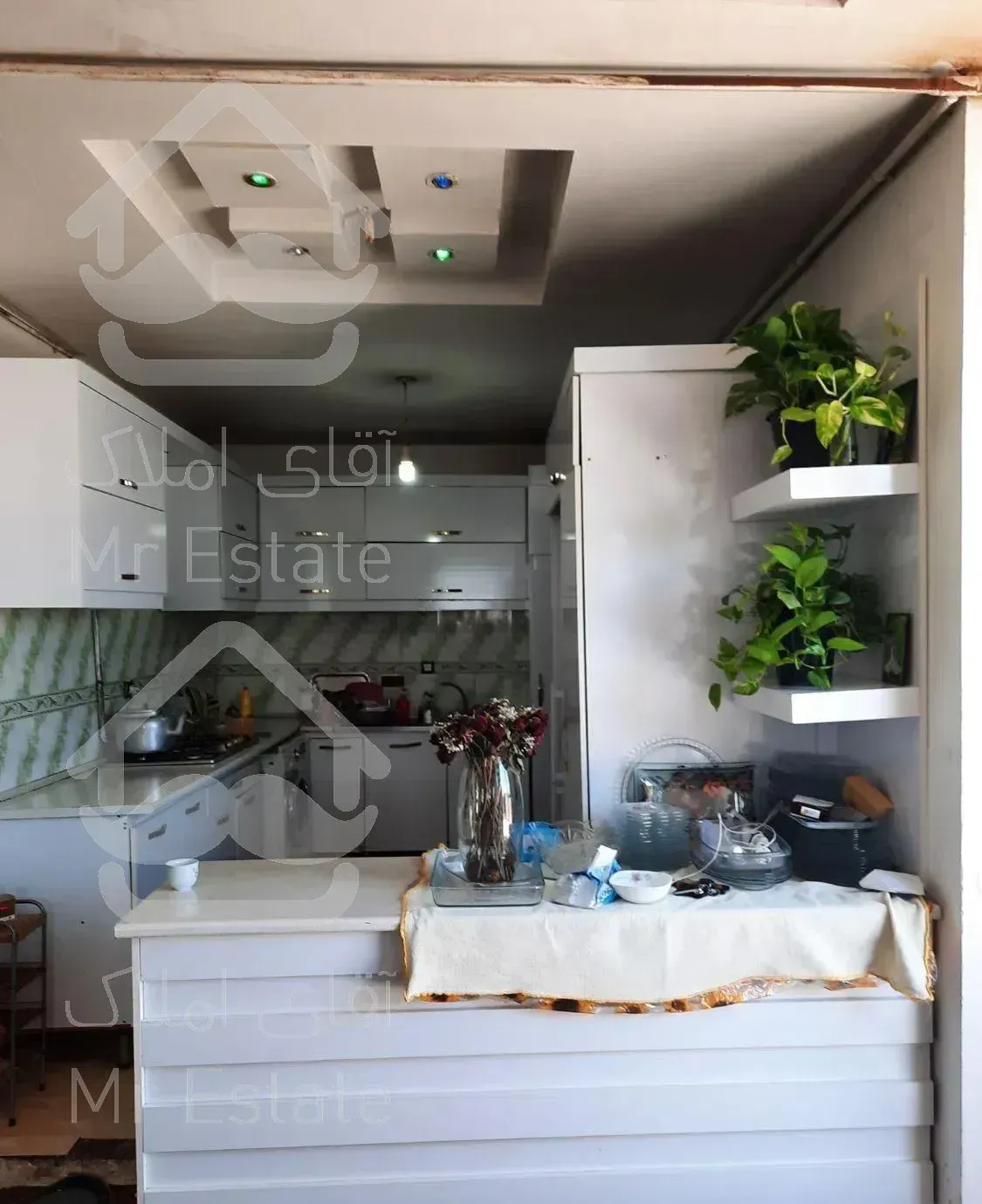 ۱۲۵متری حیاط مستقل کابینت ام دی اف گاز رومیزی