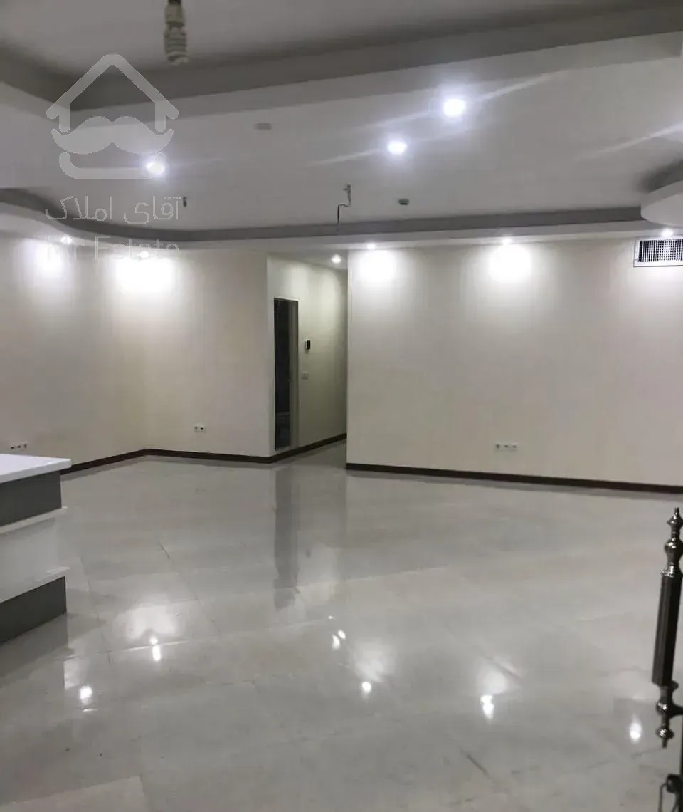 آپارتمان فول 133متری شخصی سازسندتک برگ بحربلوار