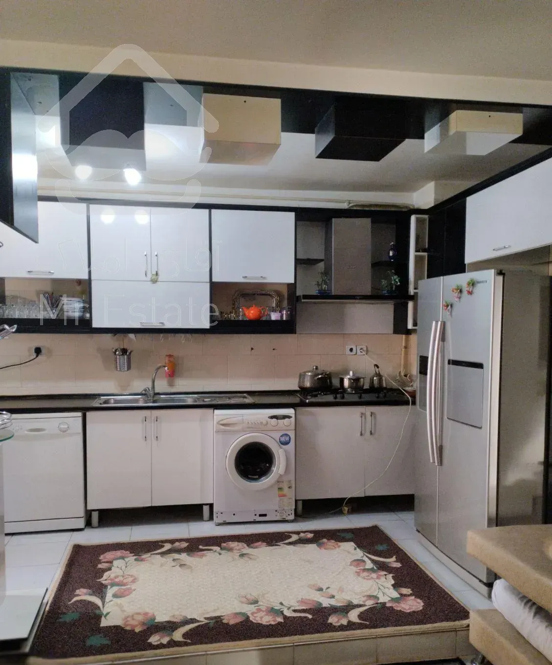 فروش آپارتمان ۱۴۵ متری ۳ خوابه آب و فاضلاب