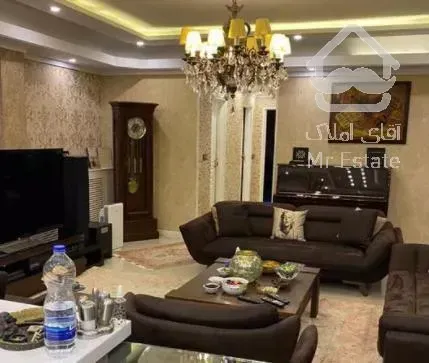 190 متر فول امکانات آلاله شرقی