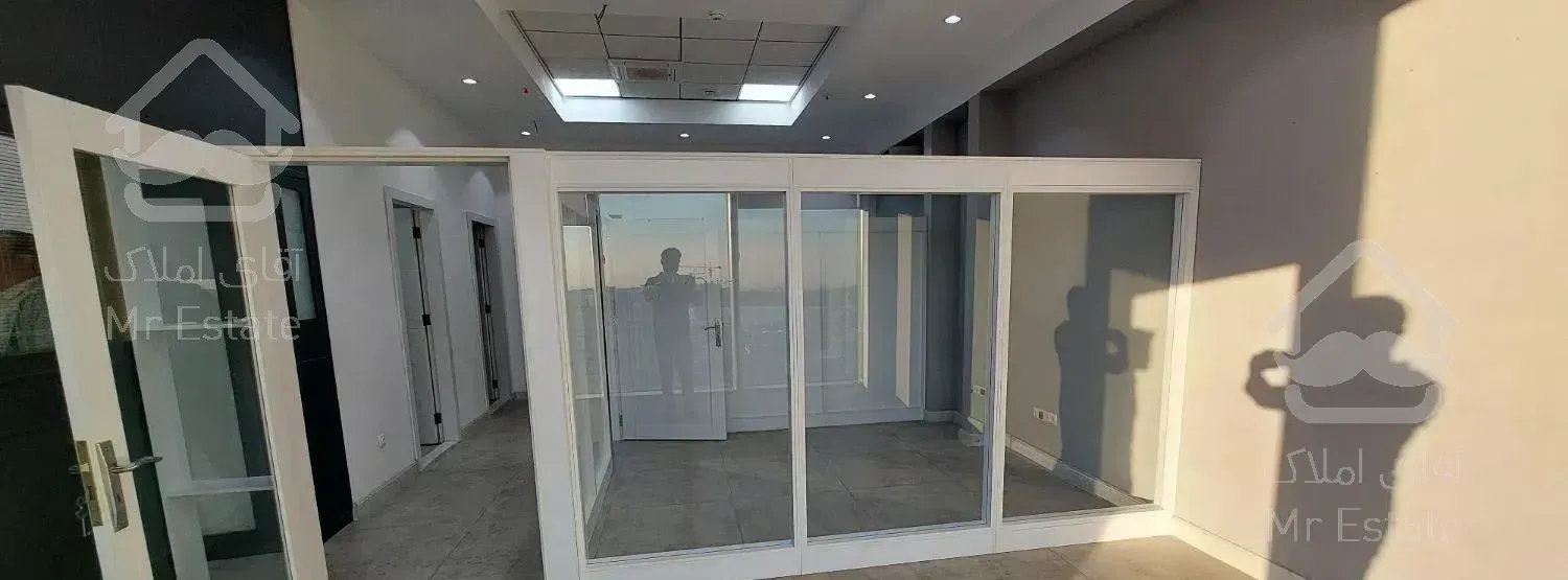 ۸۰‌متر اداری/ چیتگر / با دید دریاچه