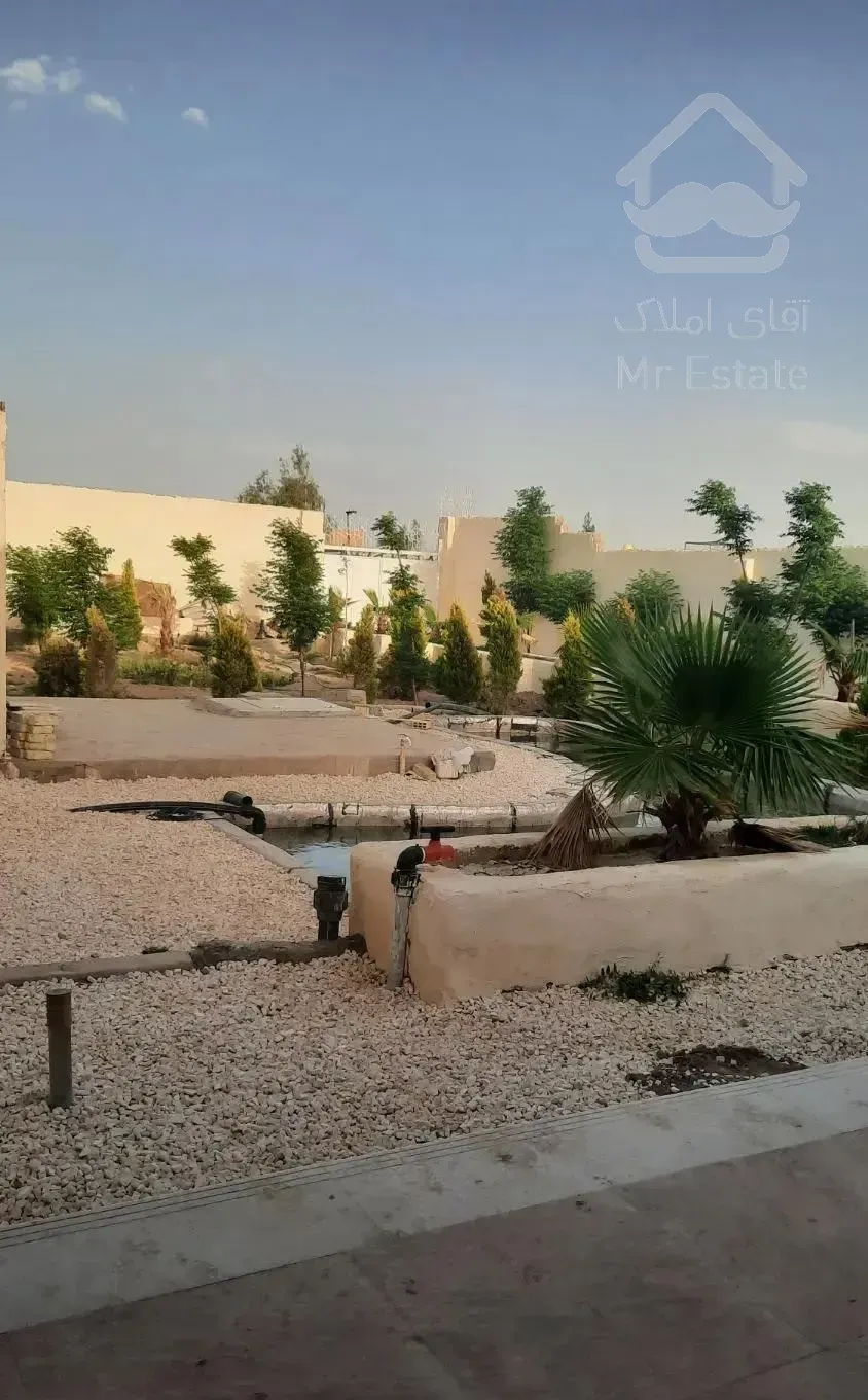 فروش باغ نیمکاره ۸۰۰متری
