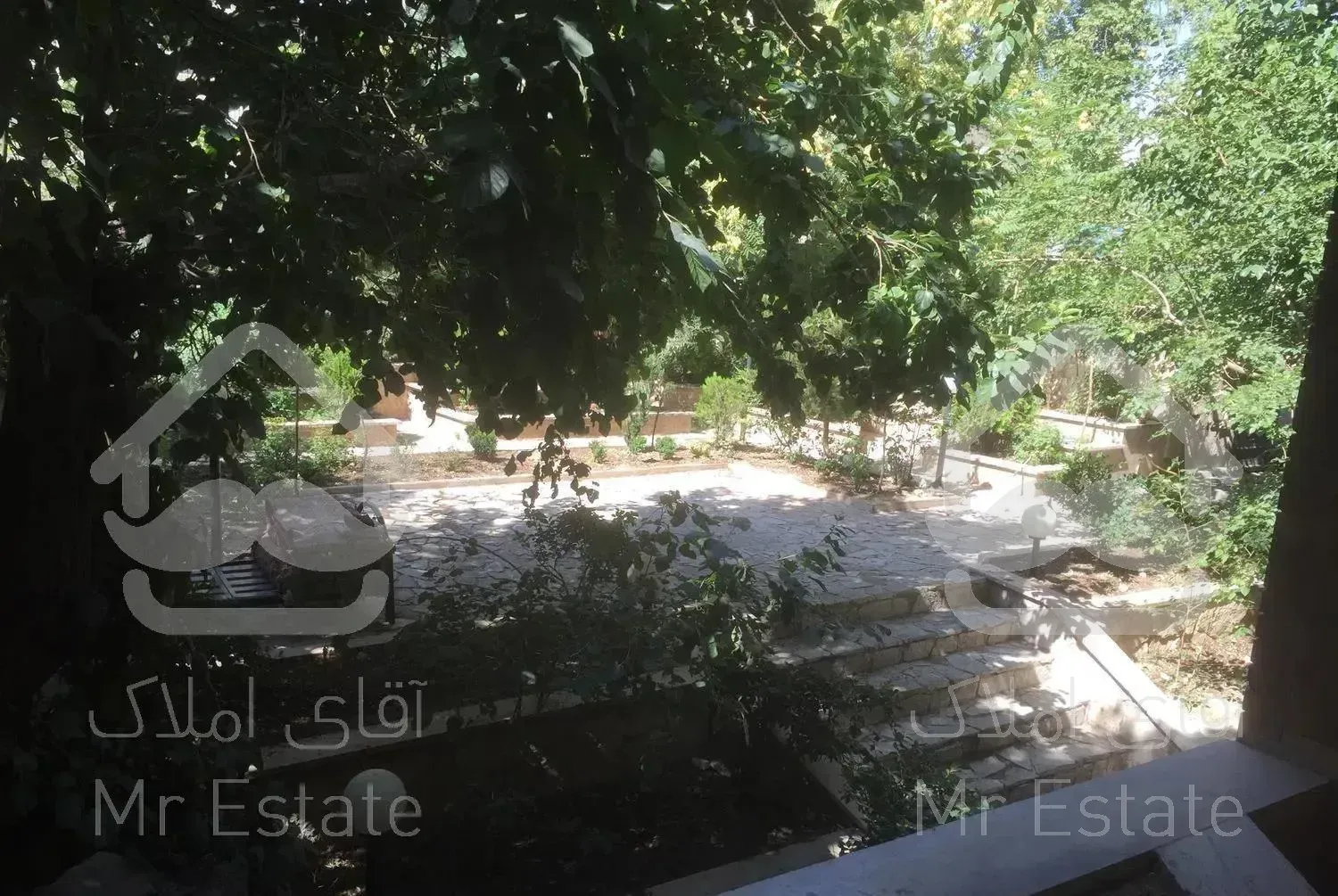 110متر ازگل فول مشاعات