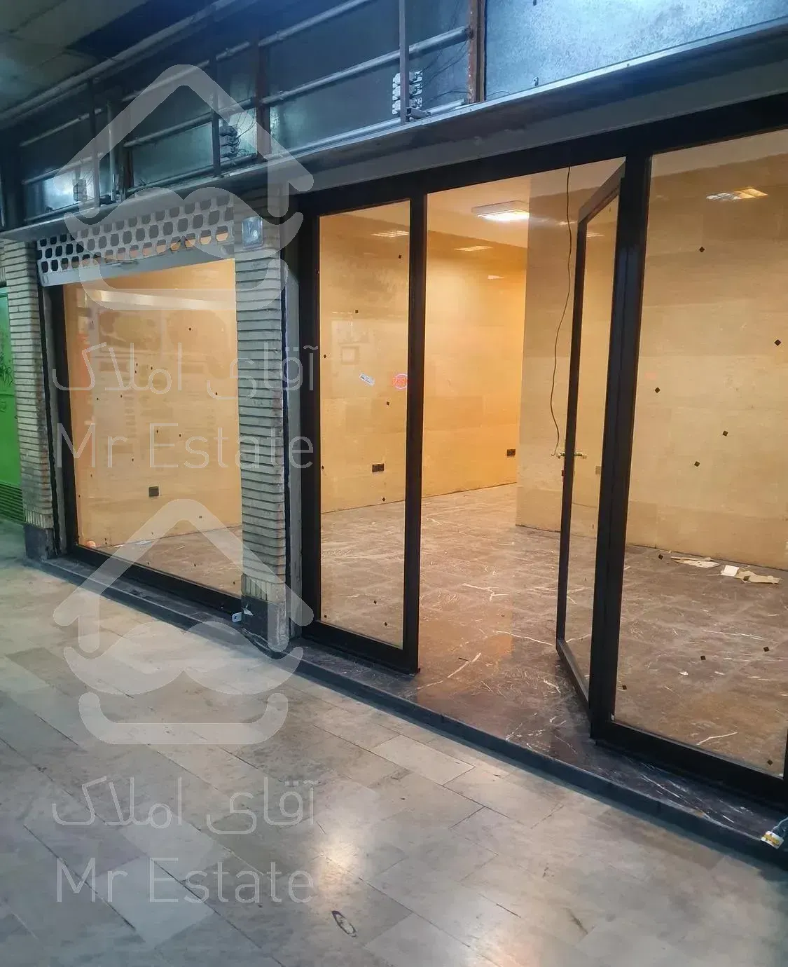 مغازه در شهرک اکباتان  فروشی‌