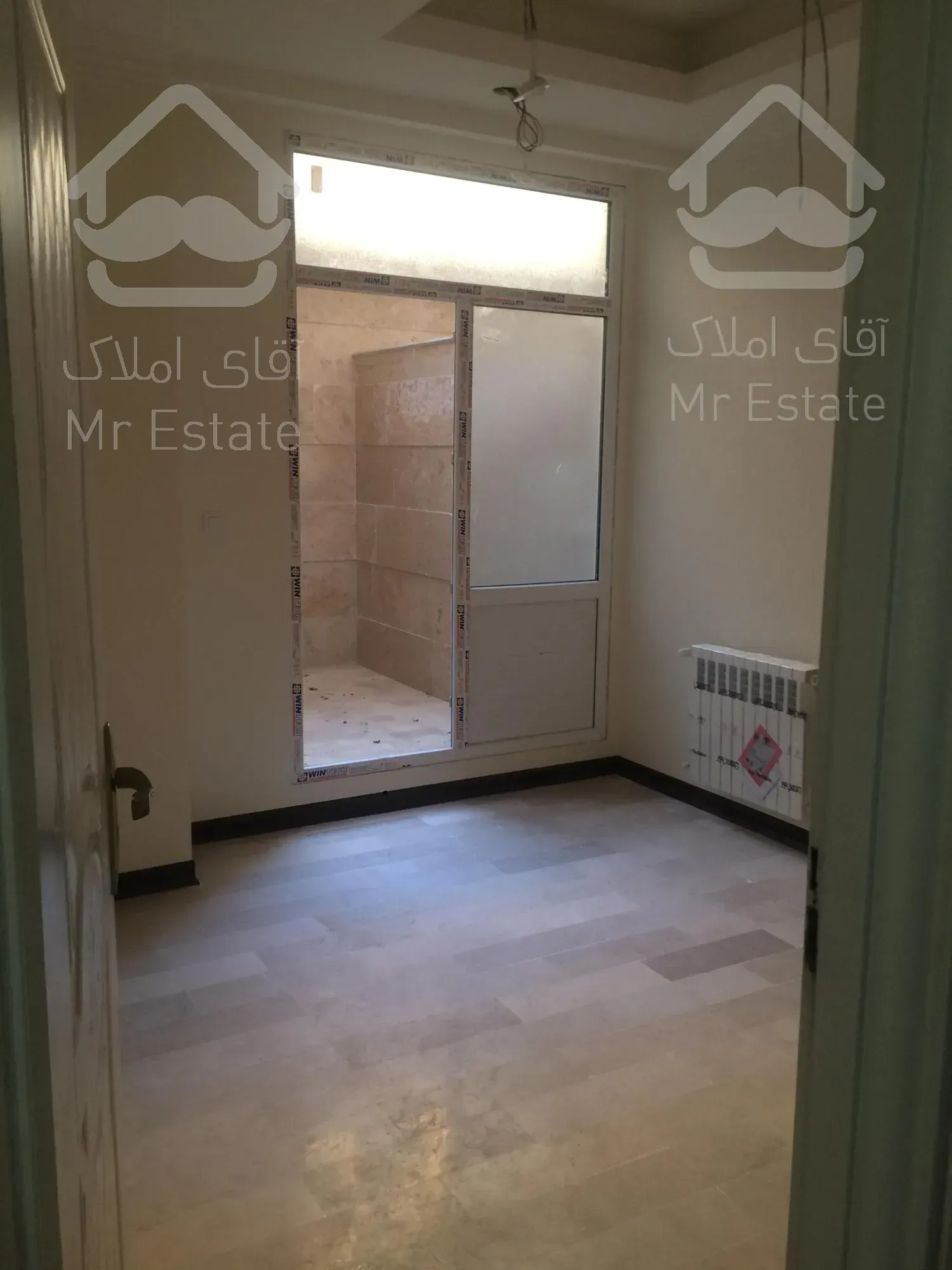 ۱۴۰متر نوساز عالی صادقیه شمال فردوس شرق