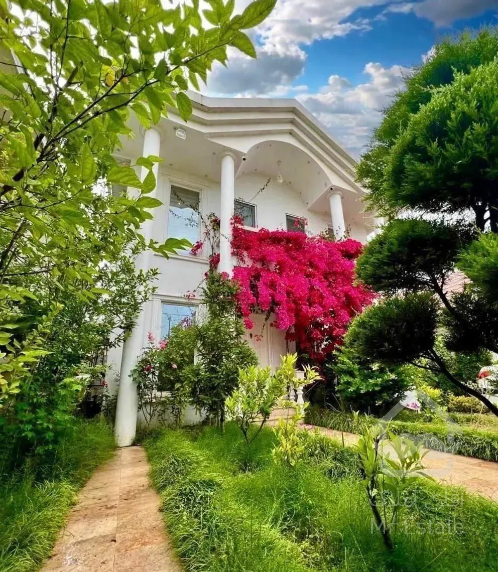 ویلا شهرکی سنددار//فول فرنیش