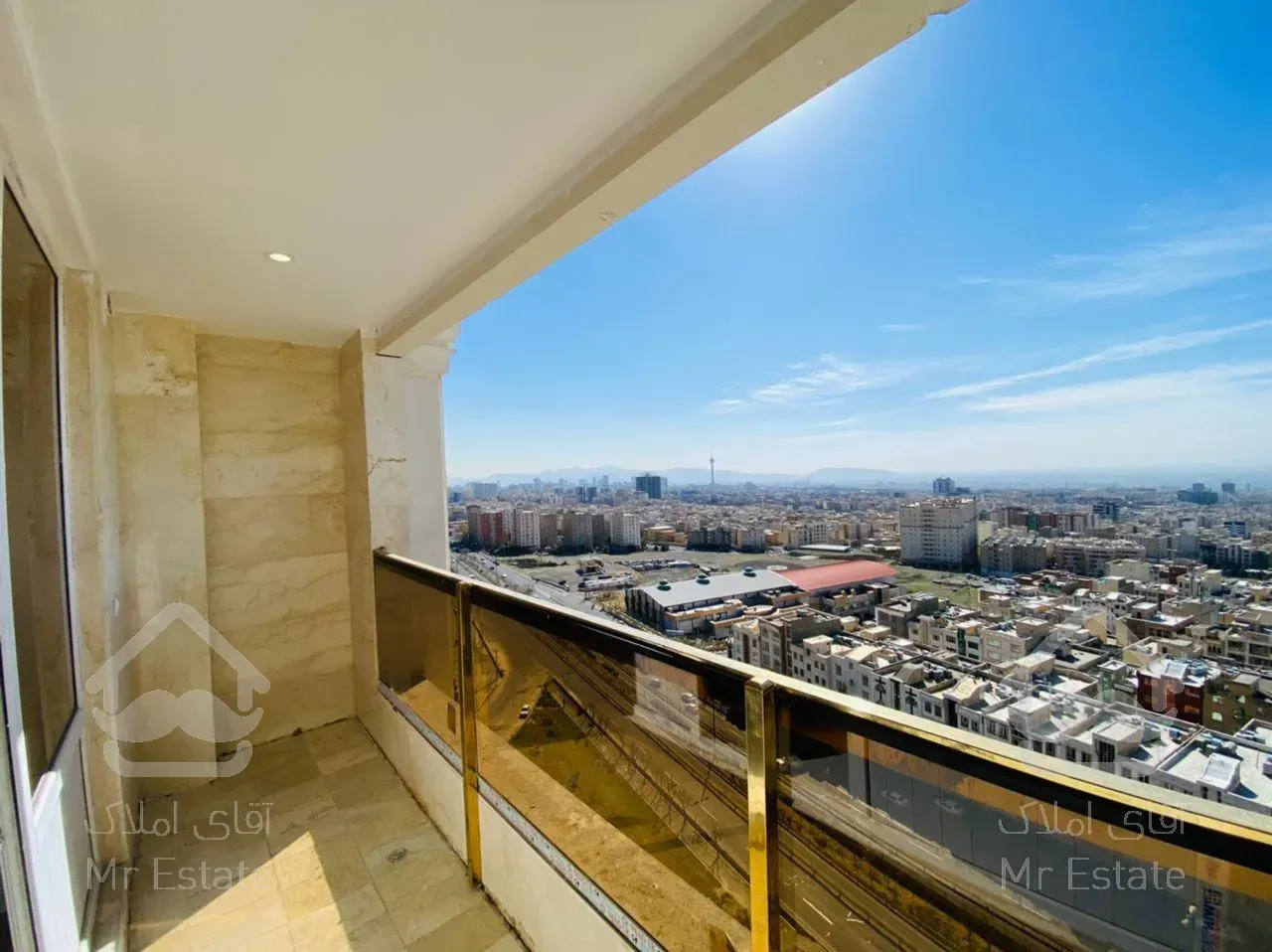 ۱۱۵ متر، ۲ نبش/ویو ابدی کل تهران/طبقه آخر/سرمایه گذاری
