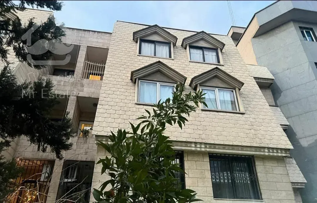 آرژانتین  132 متر  3 خواب با 70 متر قدرالسهم