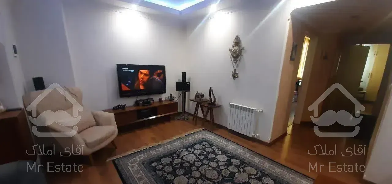 ۱۰۸ متری /آلاله شرقی/نیلوفر۴/طبقه ۵