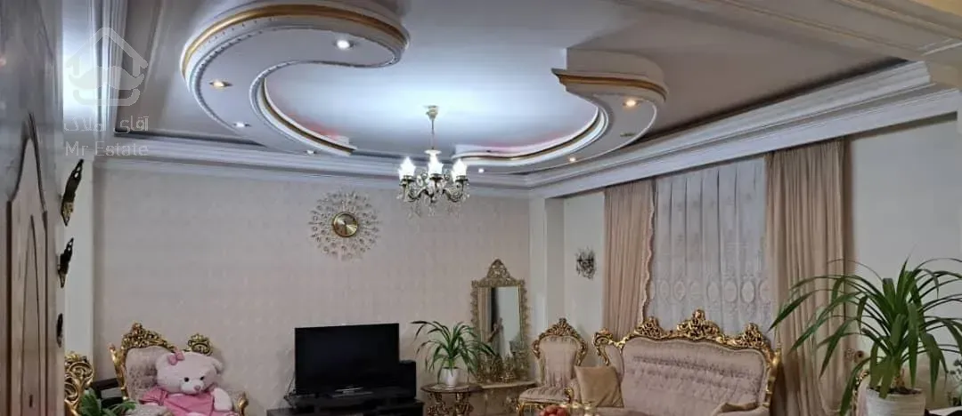 50متر/پارکینگ/فول بازسازی/20متر حیاط اختصاصی