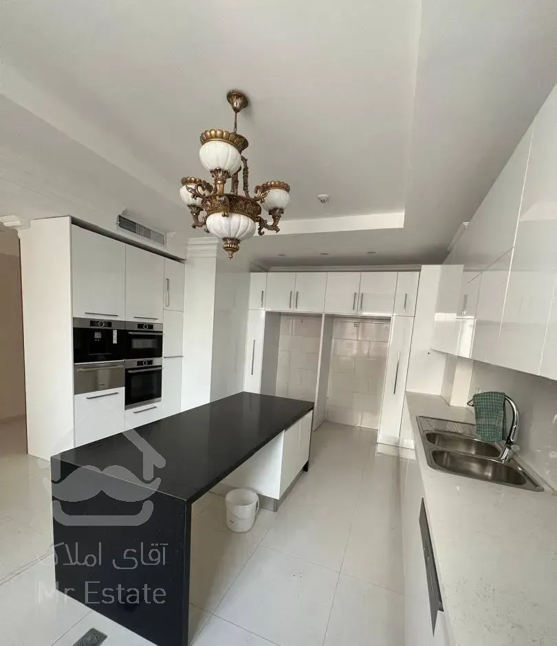 پنت هاوس کم واحد با بالکن و استخر اختصاصی + سوییت