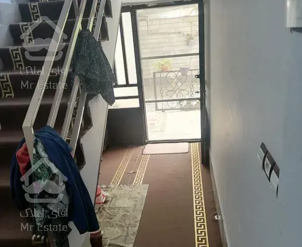 خانه ویلایی ۲ طبقه کاملا باسازی شده