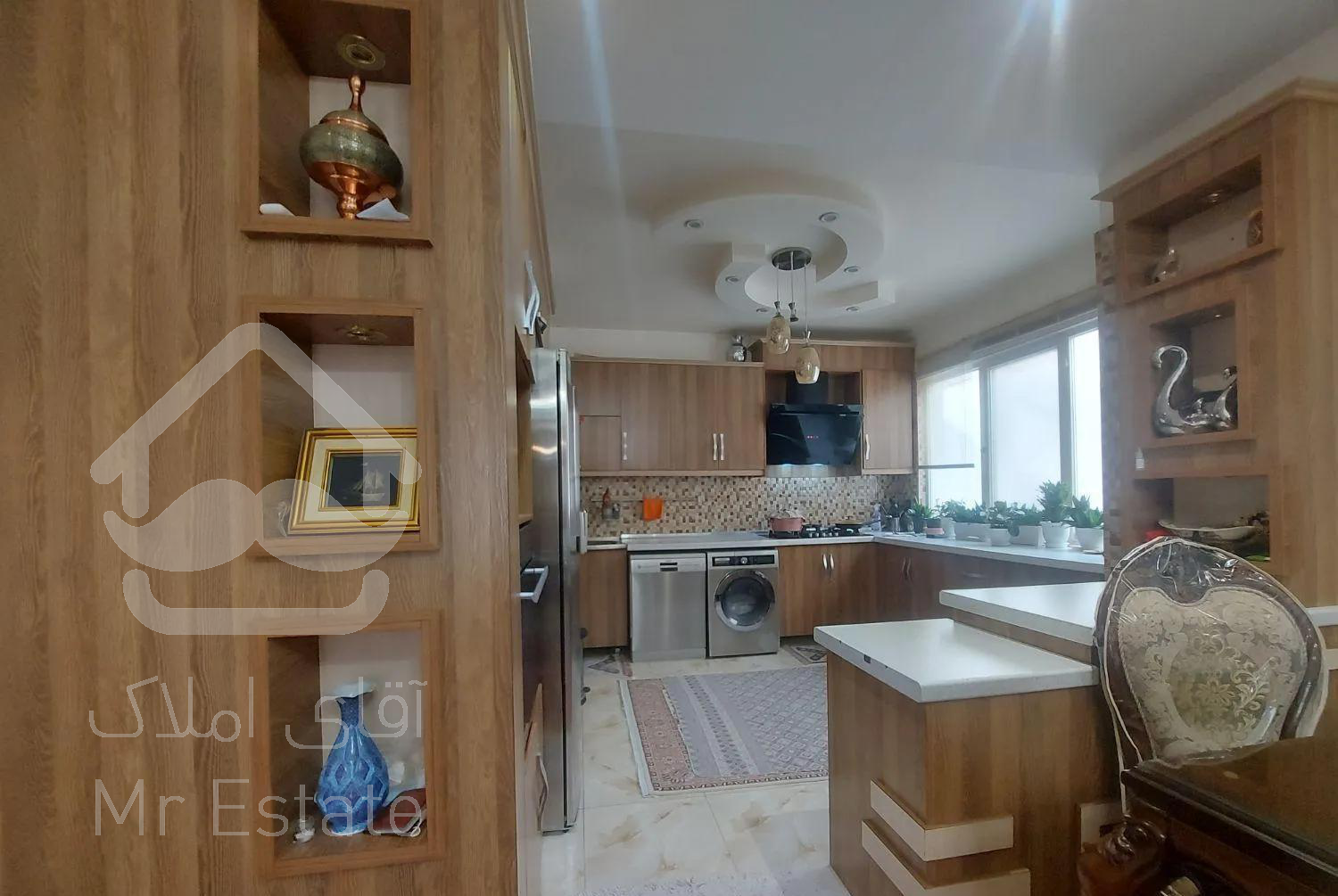 آپارتمان ۱۲۶ متر رهن و اجاره لطفعلی خانی