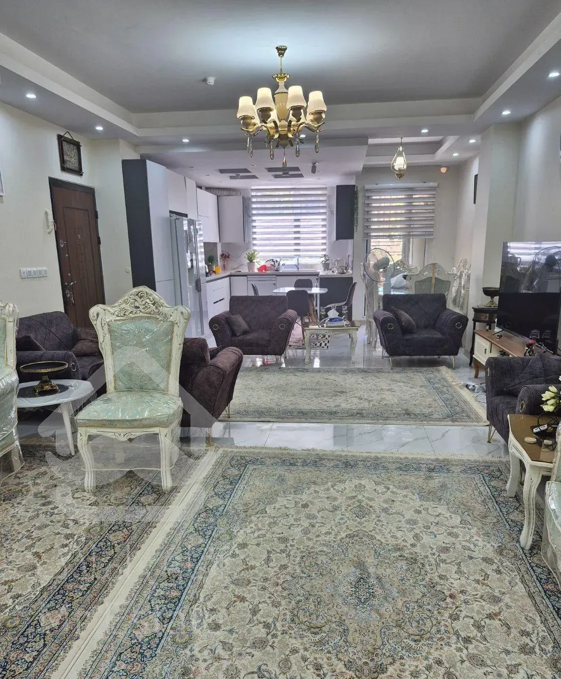 ۱۰۰ متر فول ۲ سال ساخت